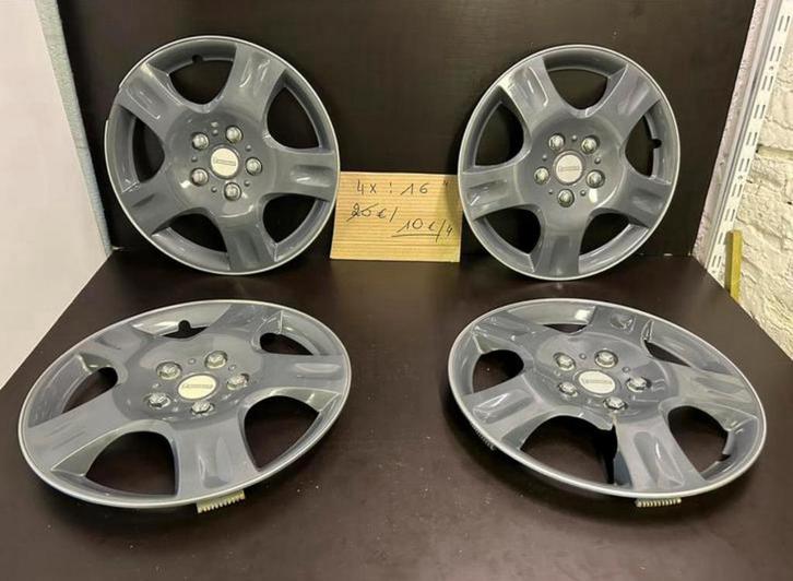 4 universele wieldoppen 16" Michelin superprijs 6€/4, Auto diversen, Wieldoppen, Gebruikt, Ophalen of Verzenden