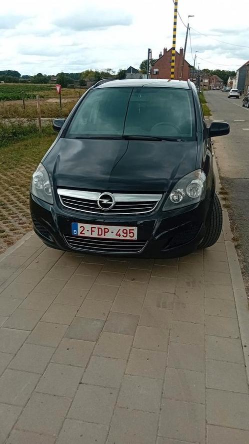 Opel Zafira 1.8 euro 5-138 000km - benzine jaar 2014, Auto's, Opel, Particulier, Zafira, ABS, Airbags, Alarm, Bluetooth, Bochtverlichting