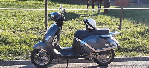 Retro scooter AGM LX 50cc 4T, Fietsen en Brommers, Scooters | Vespa, Gebruikt, Vespa LX, Klasse B (45 km/u), Benzine, Ophalen