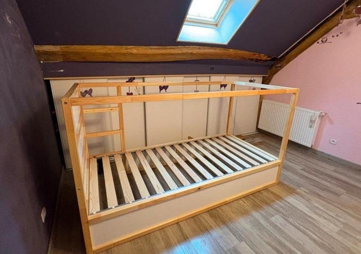 Kura IKEA omkeerbaar wit kinderbed, Huis en Inrichting, Slaapkamer | Bedden, Hout, Wit, Ophalen