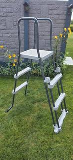 Échelle pour piscine, Jardin & Terrasse, Accessoires de piscine, Enlèvement, Comme neuf, Échelle