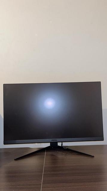 MSI G2712F (NIEUW SINDS BEGIN 2025) beschikbaar voor biedingen