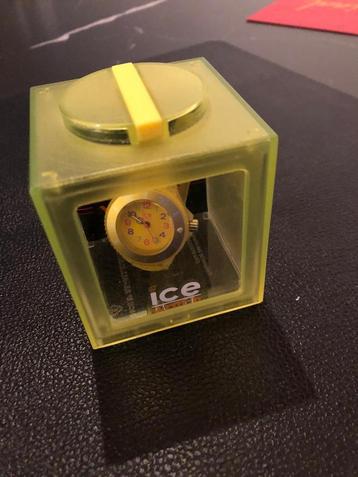 horloge: Coole gele ice watch in prachtige staat beschikbaar voor biedingen