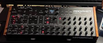 Sequentisl Prophet Rev2 16 voice desktop - als nieuw, Musique & Instruments, Synthétiseurs, Enlèvement ou Envoi, Comme neuf