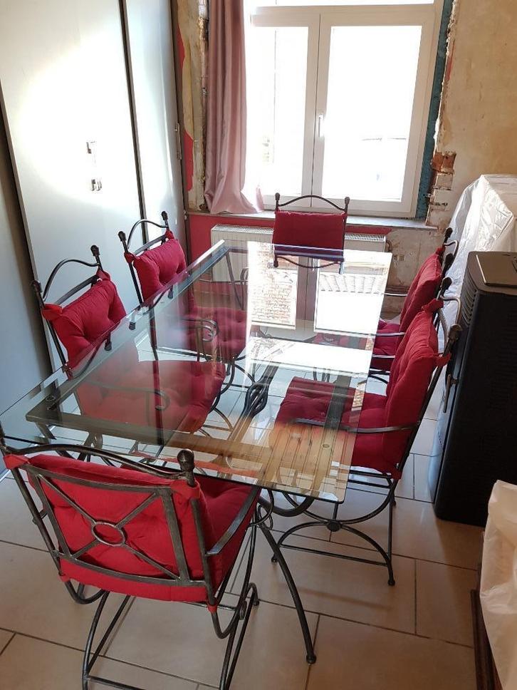 Table en verre et 6 chaises en fer forgé, Maison & Meubles, Salles à manger complètes, Utilisé, 4 à 6 chaises, Enlèvement