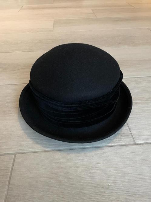 Zwarte lana wool dameshoed, Kleding | Dames, Hoeden en Petten, Zo goed als nieuw, Hoed, 56 of 57 cm (M, 7 of 7⅛ inch), Ophalen of Verzenden