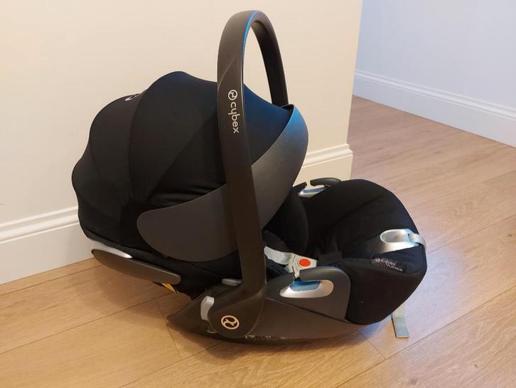 Cybex Cloud Z Baby autostoel + Isofix Base Z + beschermhoes, Enfants & Bébés, Sièges auto, Utilisé, Autres marques, 0 à 13 kg