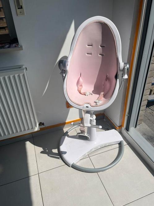 Bloom eetstoel, Kinderen en Baby's, Kinderstoelen, Gebruikt, Meegroeistoel, Aanschuifbaar, Afneembaar eetblad, Gordel(s), Stoelverkleiner