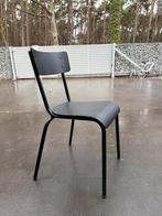 Zwarte stoel (meerdere stuks beschibaar), Huis en Inrichting, Stoelen, Ophalen, Zo goed als nieuw
