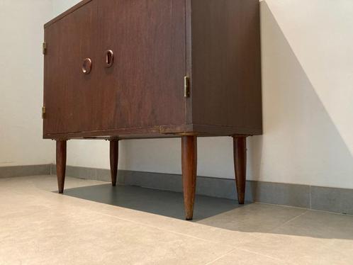 Trendy mid-century vintage teak kastje Scandinavisch design, Antiek en Kunst, Antiek | Meubels | Kasten, Ophalen