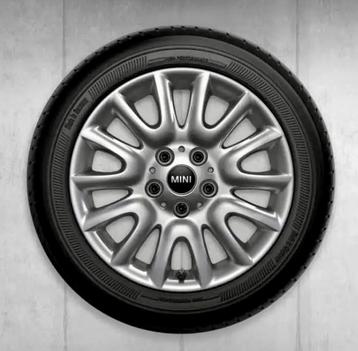 Set Hiver 16” pour MINI One (F55/56/57) + 1 jante bonus beschikbaar voor biedingen