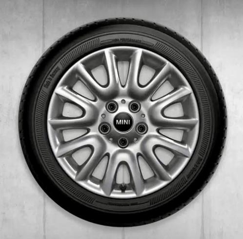 Set Hiver 16” pour MINI One (F55/56/57) + 1 jante bonus, Auto-onderdelen, Banden en Velgen, Banden en Velgen, Winterbanden, 16 inch