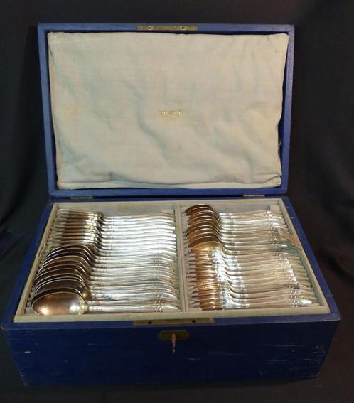 1910 ARGENTAL ménagère 86 pièces métal argent art nouveau, Antiquités & Art, Antiquités | Couverts, Envoi