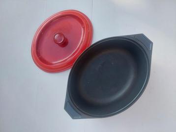 Casseroles en fonte :  2 modèles  beschikbaar voor biedingen