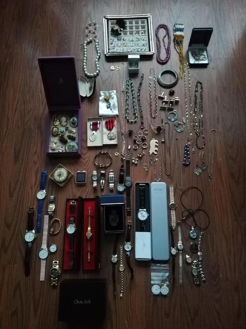 4 kg de beaux bijoux anciens et de montres vintage, toutes s, Divers, Lots de brocante, Comme neuf, Enlèvement ou Envoi