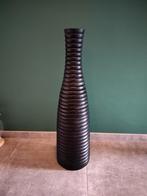 Grand vase, Zo goed als nieuw