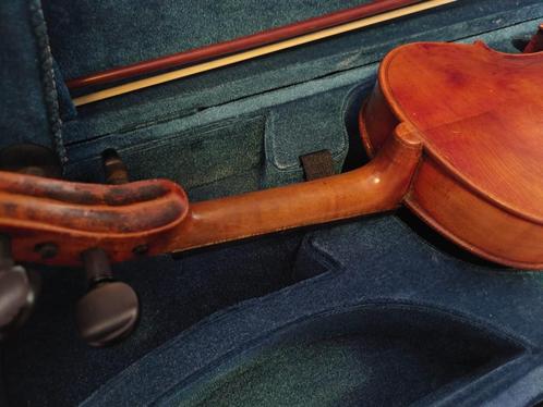 Oude France 4/4 viool, Muziek en Instrumenten, Strijkinstrumenten | Violen en Altviolen, Gebruikt, Viool, 4/4-viool, Met koffer