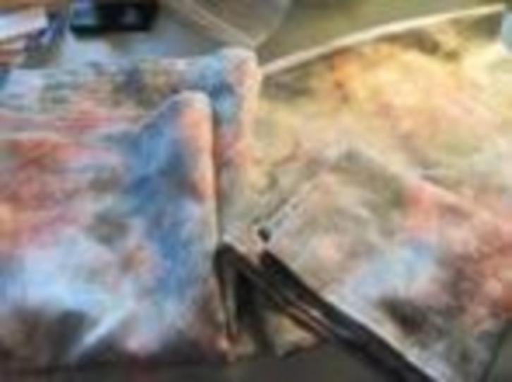 4 tentures très bon état!, Maison & Meubles, Ameublement | Rideaux & Stores à lamelles, Utilisé, Enlèvement