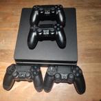 PS4+4-controllers+12 games+controlleroplader, Games en Spelcomputers, Ophalen, Zo goed als nieuw