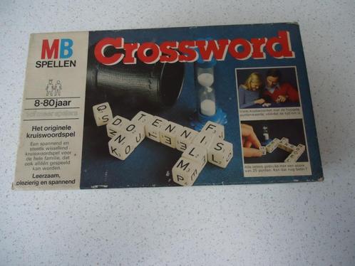 "Crossword" van MB in prima staat !, Hobby en Vrije tijd, Gezelschapsspellen | Overige, Gebruikt, Een of twee spelers, Drie of vier spelers