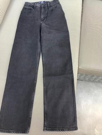 Zwarte jeans Hollister W23 beschikbaar voor biedingen