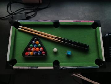 Pooltafel/biljarttafel mini. beschikbaar voor biedingen