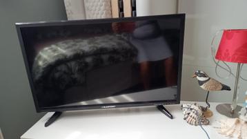 TV van het merk Blaupunkt op zwarte standaard 32" led A+  beschikbaar voor biedingen