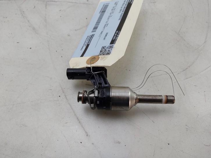 INJECTEUR Volkswagen Polo V (6R) (|03F906036B|), Autos : Pièces & Accessoires, Systèmes à carburant, Volkswagen, Utilisé