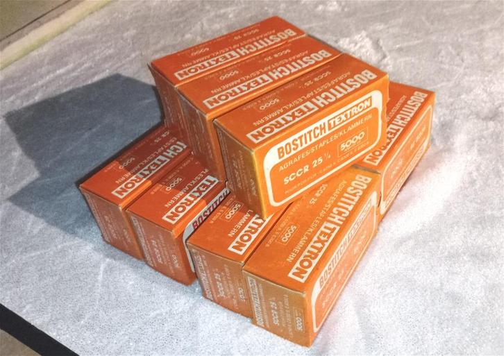 Set van 10 Bostitch Textron nietjes SCCR 25 1/4 dozen, Doe-het-zelf en Bouw, Gereedschap | Overige machines, Zo goed als nieuw