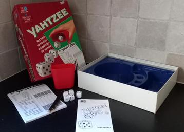Spel Yahtzee Gezelschapsspel beschikbaar voor biedingen