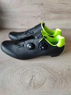 Chaussures vélo route neuve  P 46, Vélos & Vélomoteurs, Enlèvement ou Envoi, Chaussures