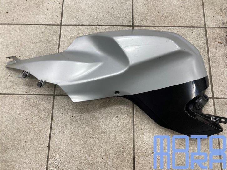 Tank kap links voor de BMW K1200S 2004 - 2008 linker tank ku, Motoren, Onderdelen | BMW, Gebruikt, Ophalen of Verzenden