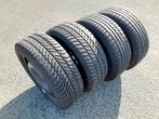 4 très bons pneus hiver 205/55-16 sur jantes Ford, Pneus et Jantes, Pneus hiver, 16 pouces, 205 mm