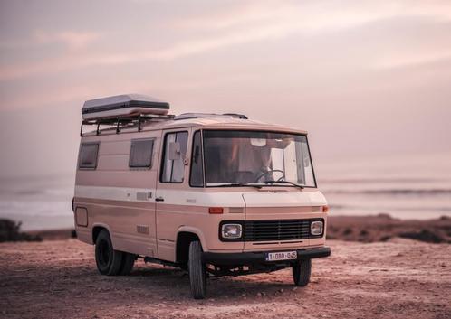 TE HUUR - Unieke Mercedes oldtimer en off grid camper, Caravans en Kamperen, Overige Caravans en Kamperen, Gebruikt, Ophalen