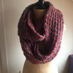 Warme rolcolsjaal voor skechts 5euro, Vêtements | Femmes, Bonnets, Écharpes & Gants, Enlèvement ou Envoi, Comme neuf