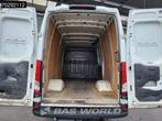 Iveco Daily 35C15 3,0L Dubbellucht L2H2 3,5t Trekhaak Navi A, Auto's, Euro 5, Stof, Gebruikt, 145 pk