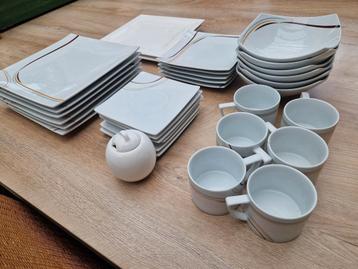 Mooi servies, 30 delig. beschikbaar voor biedingen