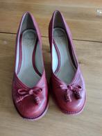 Clarks,kleur rood,maat 38/39,leder, Kleding | Dames, Schoenen, Ophalen of Verzenden, Zo goed als nieuw, Rood