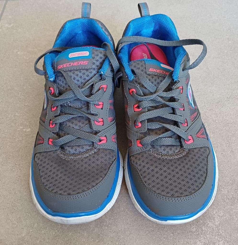 grijs met blauw skechers 39, Skechers, Blauw, Sportschoenen, Ophalen of Verzenden