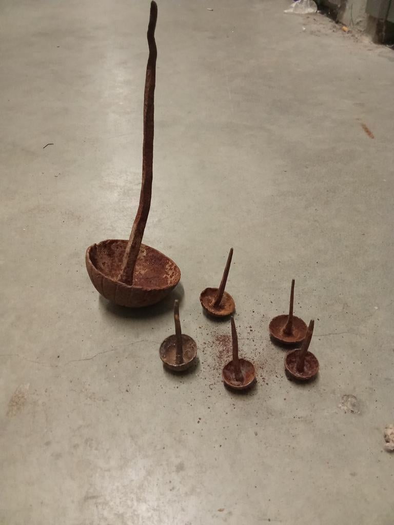 Twee sets van 6 oude spijkers, Ophalen of Verzenden