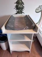 Verzorgingstafel wit, Ophalen, Gebruikt, Opstaande rand