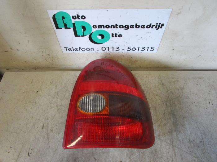 Achterlicht rechts van een Opel Corsa (Corsa B 93-), Auto-onderdelen, Verlichting, Opel, Gebruikt, 3 maanden garantie, Ophalen of Verzenden