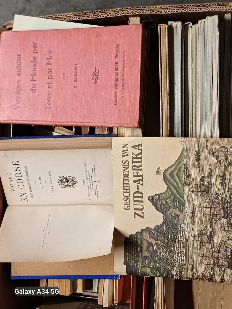 Oude boeken., Livres, Partis & Groupements, Enlèvement