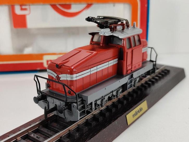 Marklin 3044 Diesellok type BR EA800, Hobby & Loisirs créatifs, Trains miniatures | HO, Comme neuf, Locomotive, Märklin, Analogique