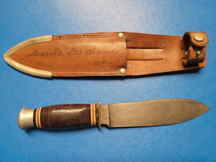 couteau para commando marche les dames avec étui cuir, Collections, Objets militaires | Général, Armée de terre, Envoi