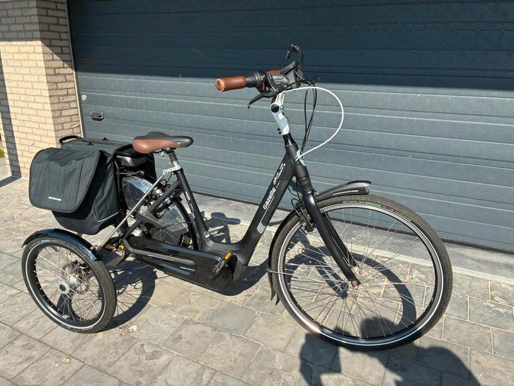 Elektrische Gazelle volwassen driewieler - zo goed als nieuw, Vélos & Vélomoteurs, Vélos électriques, Comme neuf, Gazelle, 50 km par batterie ou plus