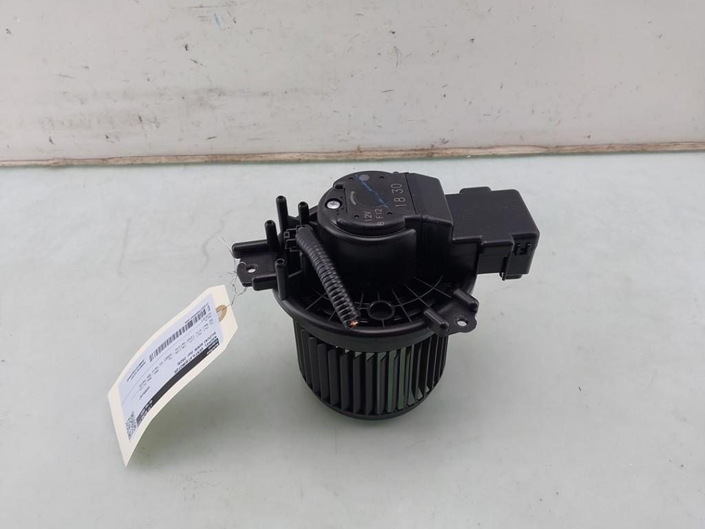 KACHEL VENTILATORMOTOR Suzuki Ignis (MF) (01-2016/-), Gebruikt, Suzuki