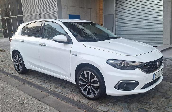 FIAT TIPO 1.6multijet - BOITE AUTO - CARNET - NAVI -, Autos, Fiat, Particulier, Tipo, ABS, Phares directionnels, Régulateur de distance