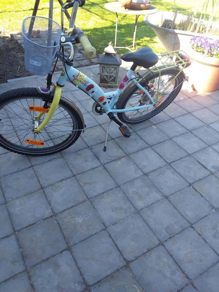 Meisjes fiets, Ophalen