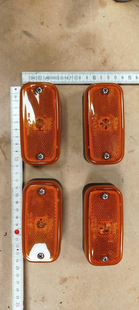 Lot de 4 feux remorque gabarit Valeo, Enlèvement